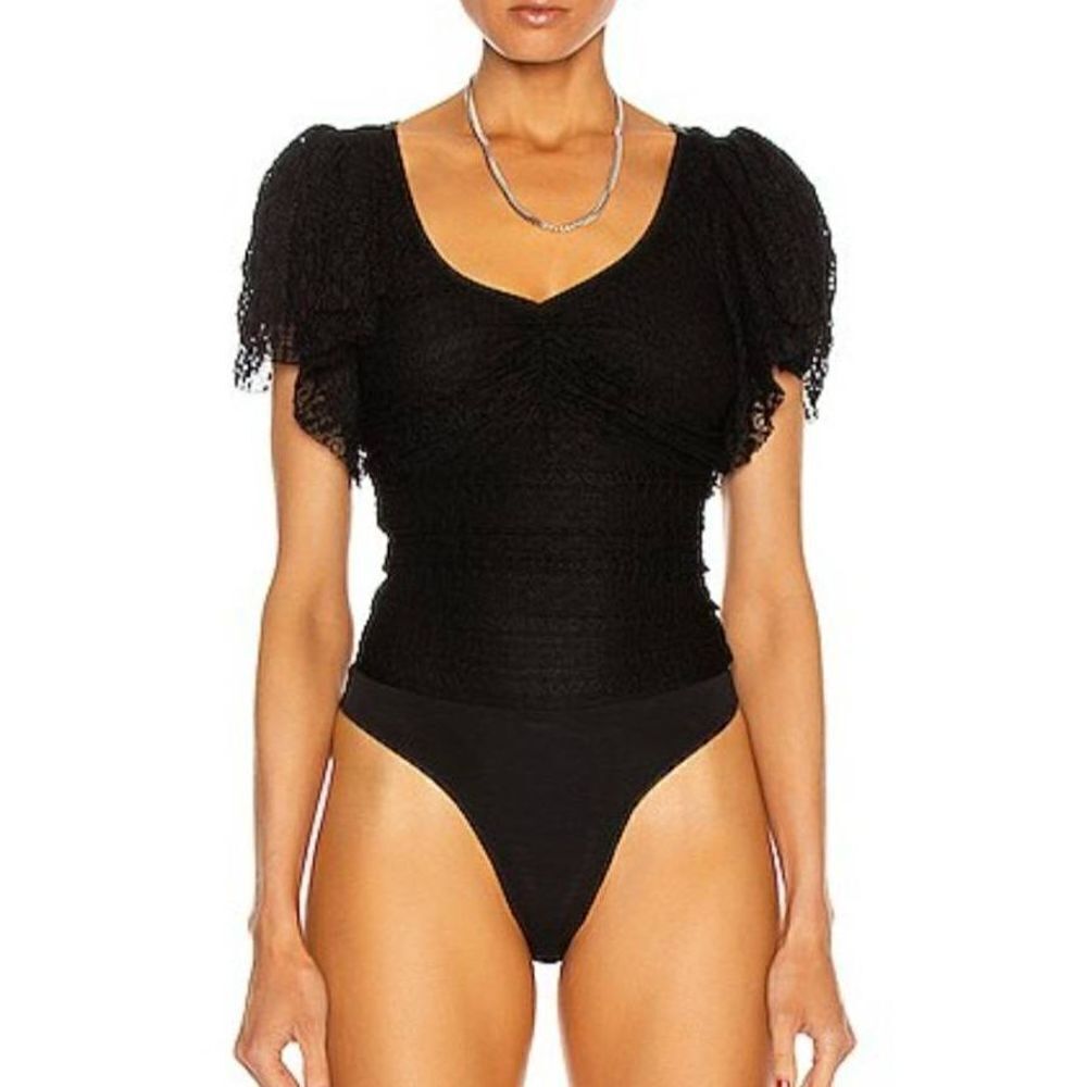 NWT Cinq à Sept Taylor Lace Flutter Sleeve Scoop Neck Bodysuit Black sz XXS